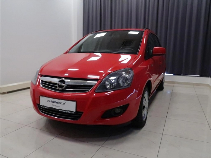 Opel Zafira 1,8 88kW Classic 7-míst 88 kW červená