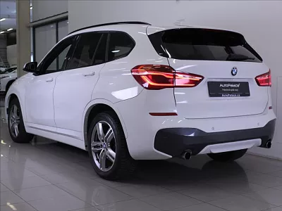 BMW X1 2,0 20d AT xDrive M-Paket LED 140 kW automat bílá